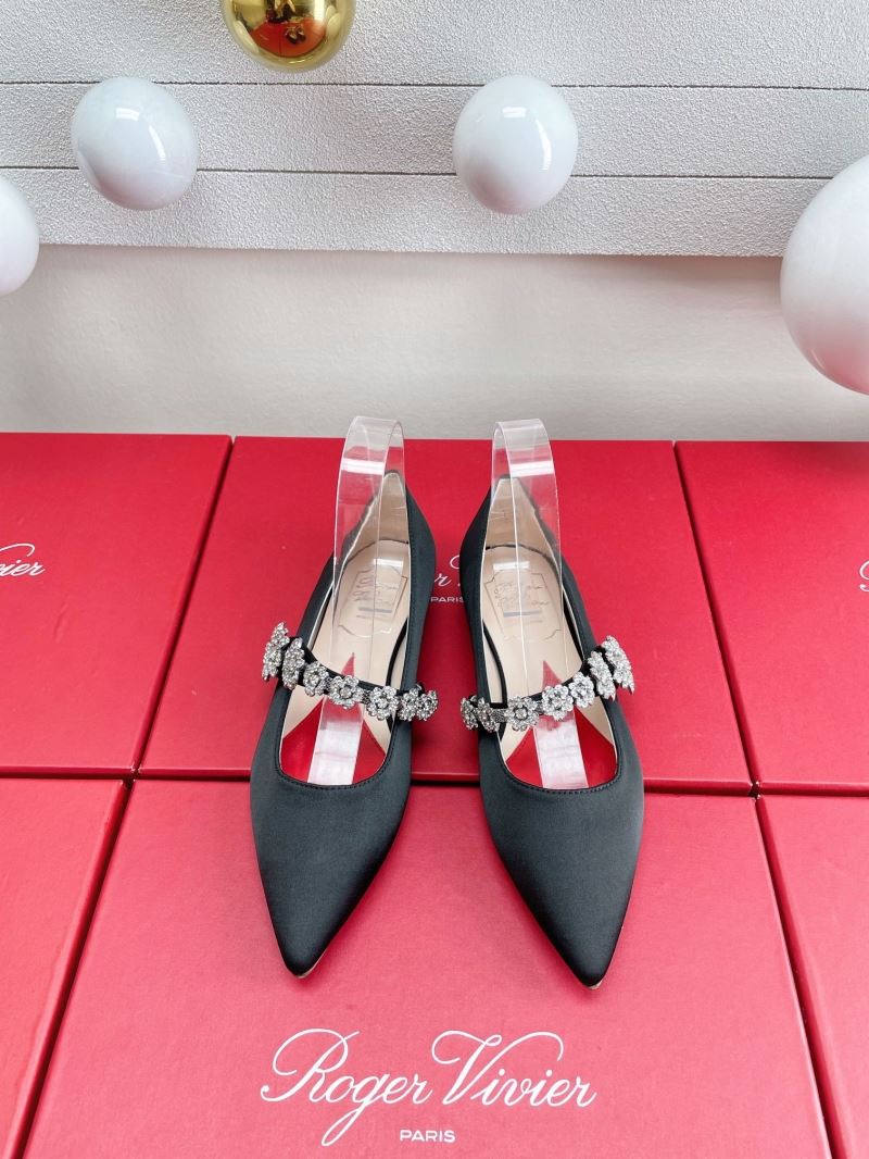 Roger Vivier flat shoes